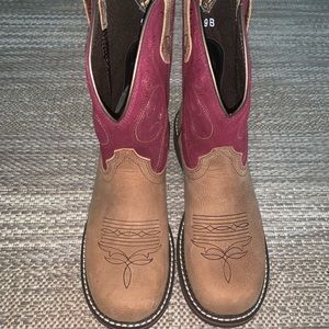 ariat boots 9B